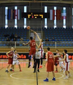 Kezdődik az EYBL közép-európai döntője