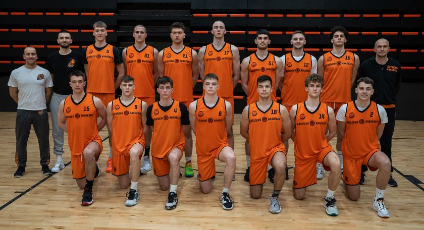 A srácok meg akarják védeni bajnoki címüket – holnap kezdődik az U20-as döntő!