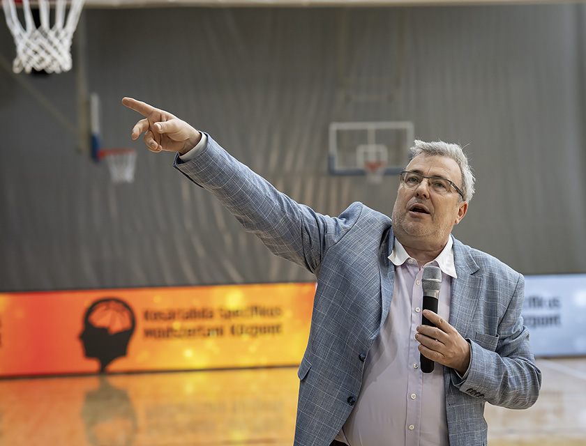 Bizalom, bátor döntések, folyamatosság, tudatos és kemény munka, magas szintű produktivitás!