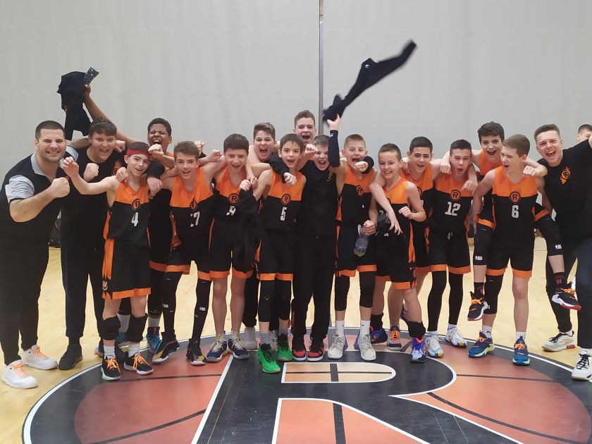 Elérte célját, beverekedte magát a B-döntőbe U13-as fiú csapatunk!