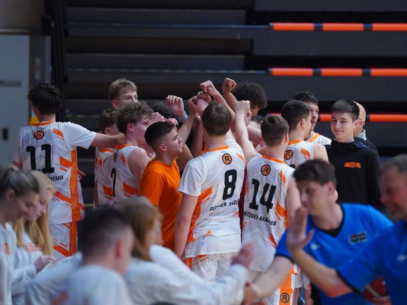 Kiváló csapatszellem, kőkemény munka, fejlődés – jó versenyzők alkotják U16-os fiú csapatunkat!