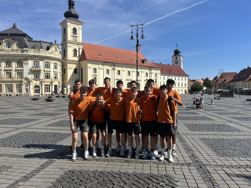 Holnap 10 órától játssza utolsó meccsét a szuperdöntőben serdülő csapatunk