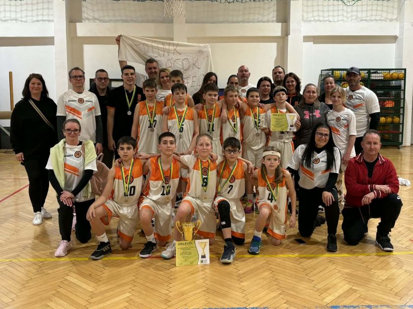 Kiváló kölykeink vannak: imádnak kosárlabdázni, szorgalmasak, alázatosak, és fantasztikusan fejlődnek!