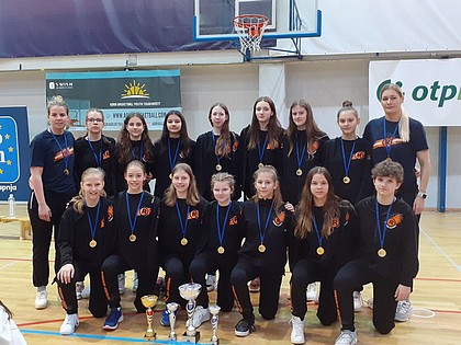 Megnyerték a nemzetközi tornát U13-as lányaink