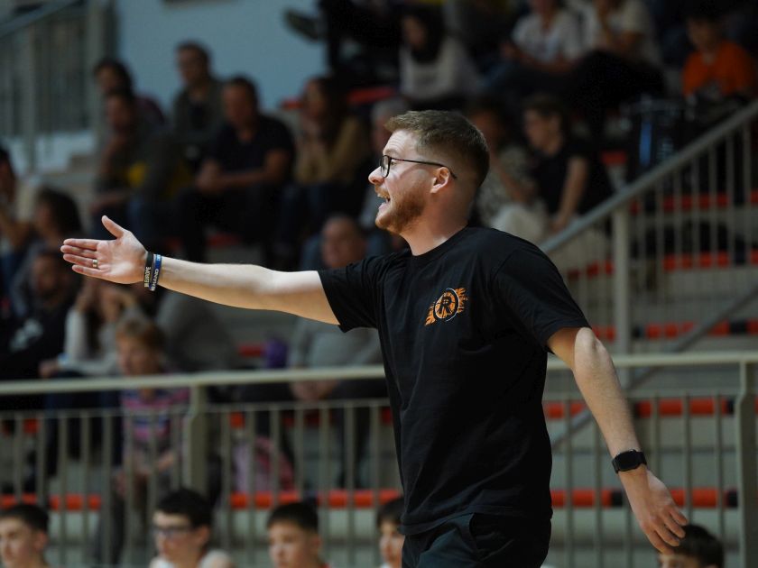 Nagyon erős ellenfelekkel találkozik serdülő fiú csapatunk, a Zvezda lesz az első!