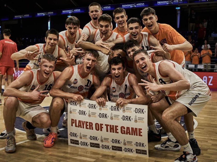 Legyőzték a DEAC-ot, bronzémesek lettek az U18-as fiúk!