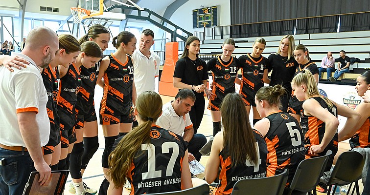 Nagyon értékes U18-as csapatunk negyedik helye a junior bajnokságban