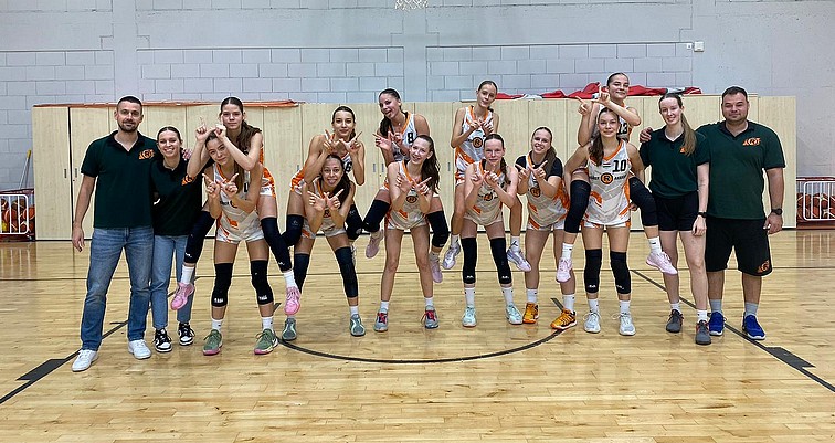 Nagyszerű mentalitásuknak köszönhetően magabiztosan jutottak a felsőházba U16-os lányaink
