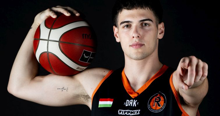 Négy játékosunkkal a keretében készül az Eb-re az U20-as fiú válogatott